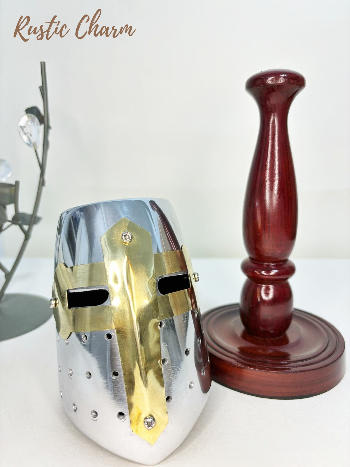 Medieval Crusader Helmet Mini